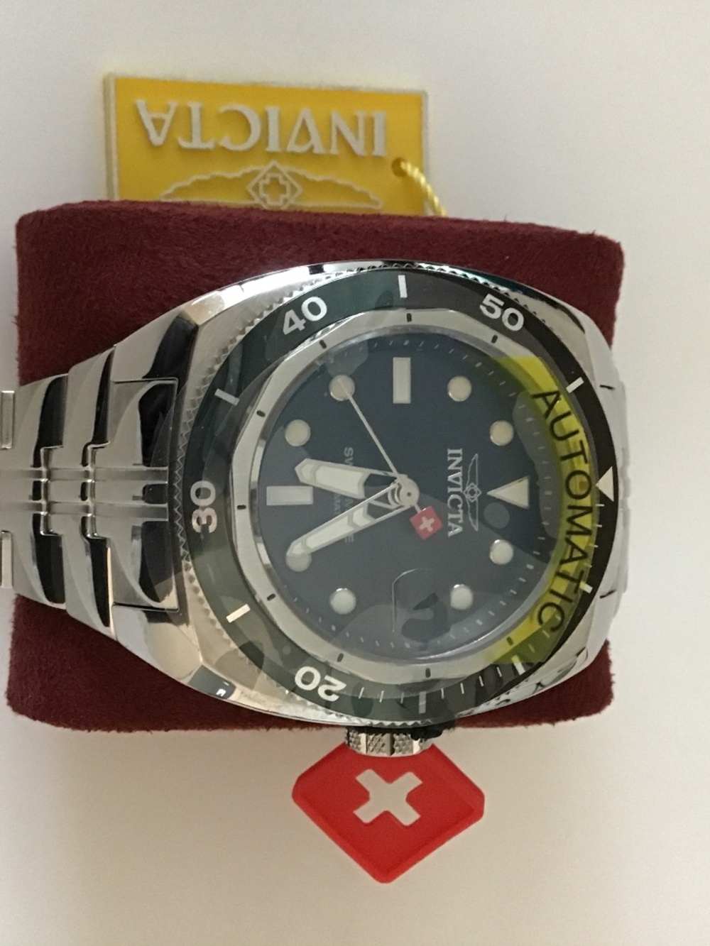 INVICTA AUTOMATIC WATCH- * SWISS MADE. 46mm